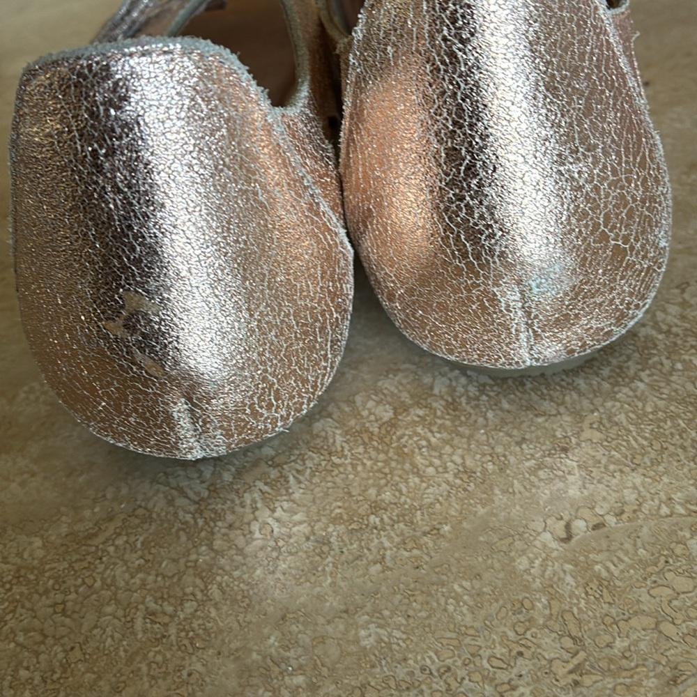 GENTLE SOULS by KENNETH COLE 'Brynn’ Leather Sandals, metallic bronze. 9.5M - Picture 9 of 16